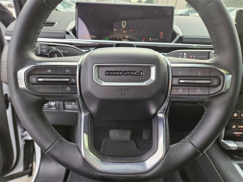 New 2025 GMC Sierra EV Denali image 22