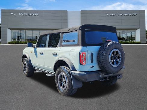 Used 2022 Ford Bronco Badlands image 3