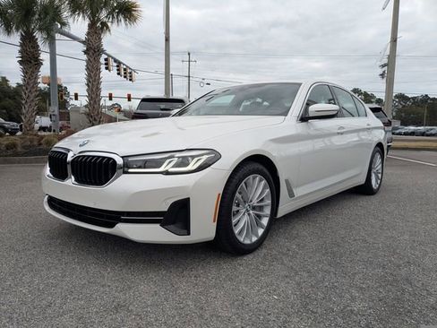 Used 2023 BMW 530i w/ Convenience Package image 9