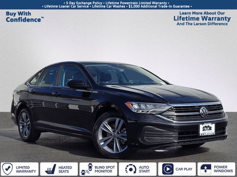Used 2024 Volkswagen Jetta SE image 1