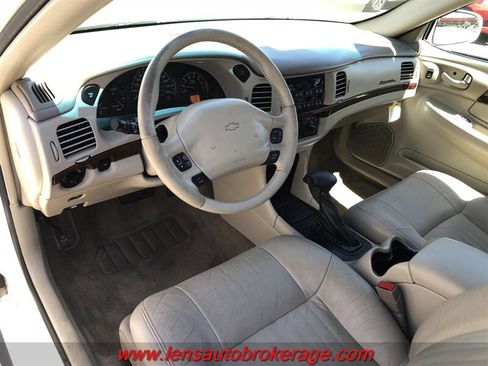 Used 2002 Chevrolet Impala LS w/ Preferred Equipment Group FWD image 10