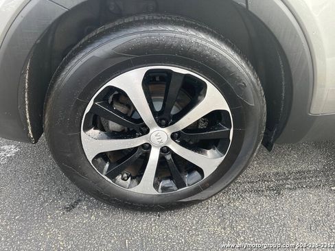 Used 2018 Kia Sorento EX image 11