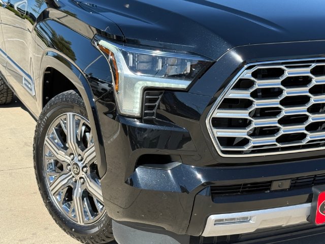 Used 2024 Toyota Sequoia Capstone AWD/4WD image 5