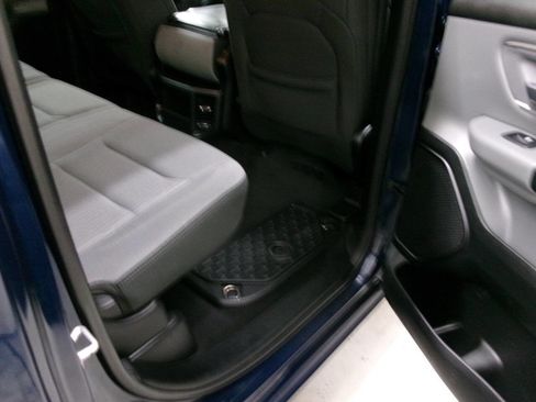 Used 2019 RAM 1500 Big Horn AWD/4WD image 34