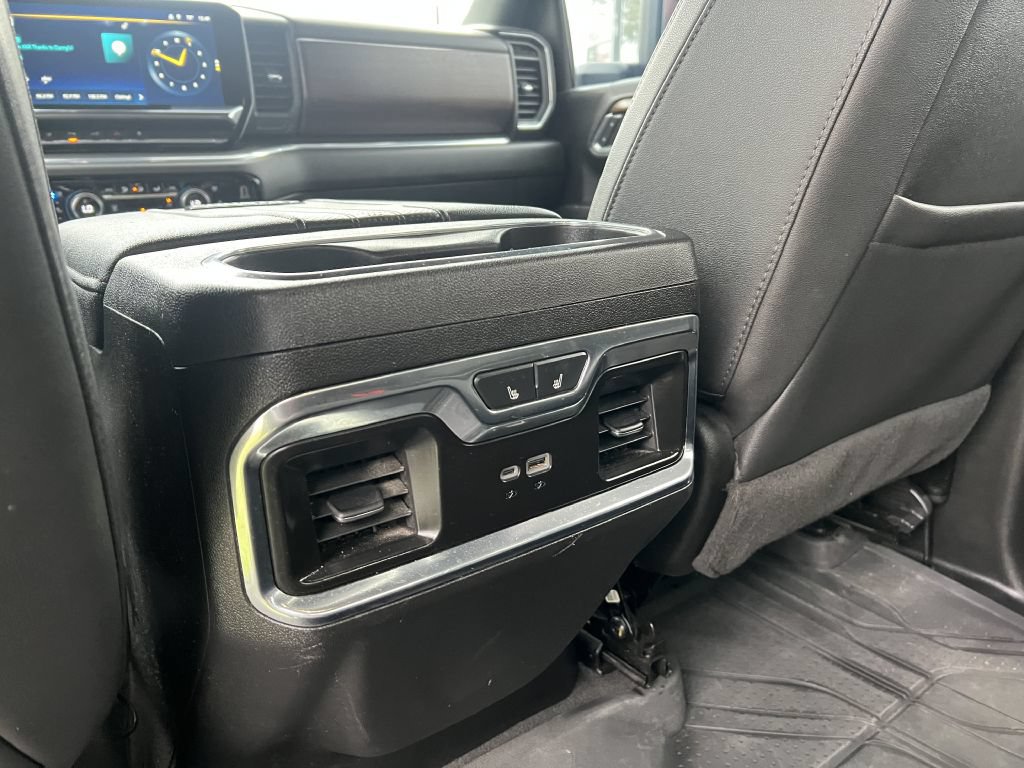 Used 2024 Chevrolet Silverado 3500 High Country w/ High Country Premium Package AWD/4WD image 29