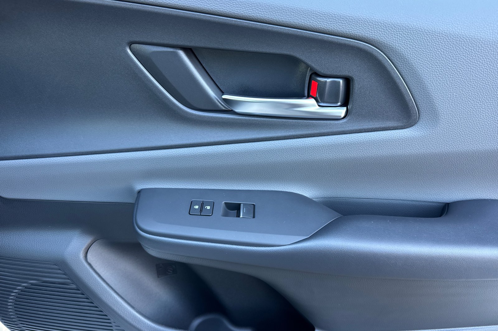 New 2027 Toyota Prius Limited AWD/4WD image 20