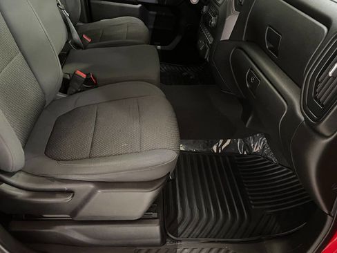 Used 2021 Chevrolet Silverado 1500 Custom image 31