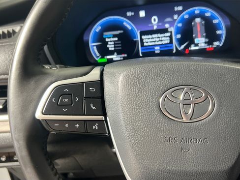 Used 2025 Toyota Grand Highlander AWD Hybrid image 18