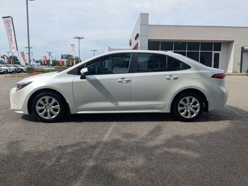 Certified 2026 Toyota Corolla LE FWD image 6