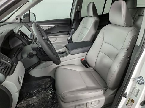 New 2026 Honda Ridgeline RTL image 18