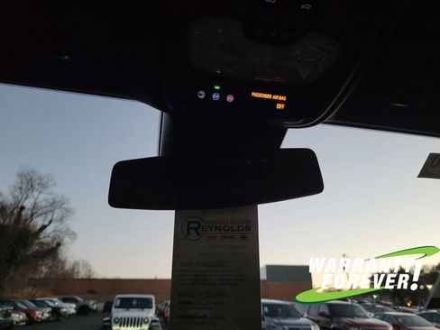 New 2026 GMC Canyon Denali image 12