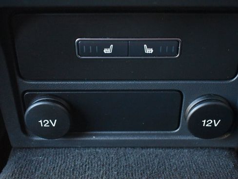 Used 2017 Jaguar XF S image 28