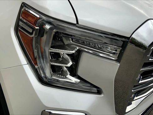 Used 2020 GMC Sierra 1500 SLT w/ SLT Premium Package image 28