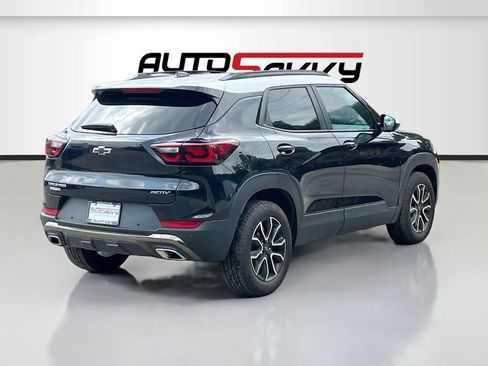 Used 2025 Chevrolet TrailBlazer ACTIV w/ Driver Confidence Package FWD image 7