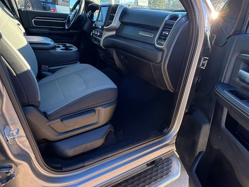 Used 2024 RAM 2500 Big Horn w/ Bed Utility Group image 19