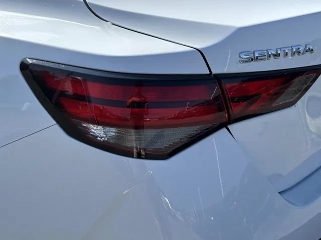 Certified 2025 Nissan Sentra SV FWD image 11