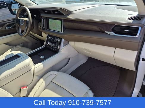 Used 2023 GMC Yukon XL Denali AWD/4WD image 44