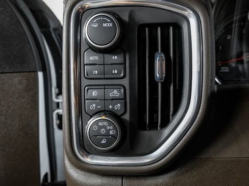 Used 2022 Chevrolet Silverado 3500 LTZ w/ LTZ Convenience Package image 25