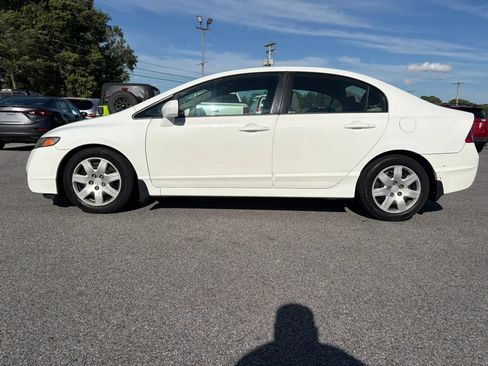 Used 2011 Honda Civic LX image 4