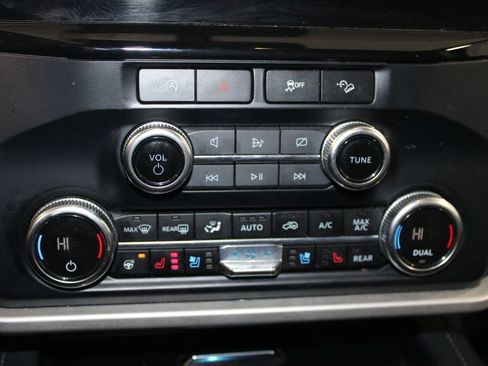 Used 2024 Ford Expedition Max XLT image 49