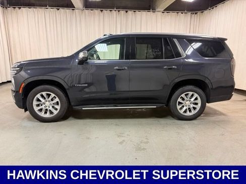 Used 2025 Chevrolet Tahoe Premier AWD/4WD image 9
