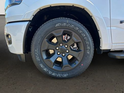 New 2026 RAM 1500 Big Horn AWD/4WD image 10