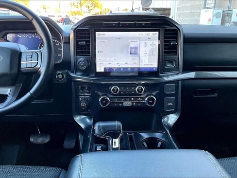 Used 2022 Ford F150 XLT w/ Equipment Group 302A High image 11