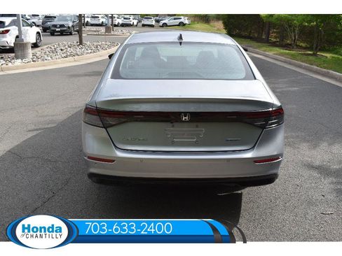 New 2026 Honda Accord Hybrid EX-L image 6