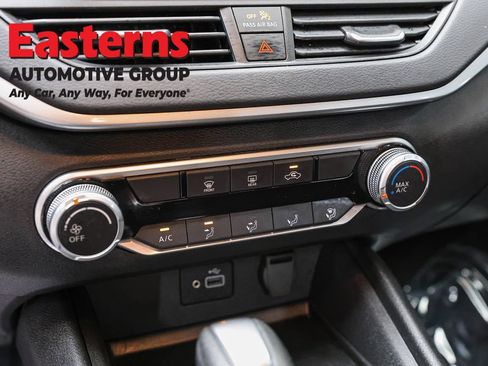 Used 2024 Nissan Altima 2.5 S FWD image 19