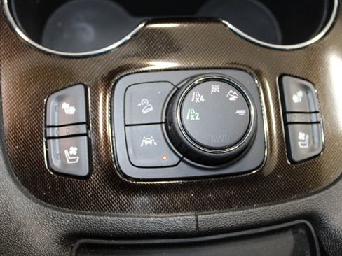 Used 2023 GMC Acadia AT4 w/ Preferred Package image 47