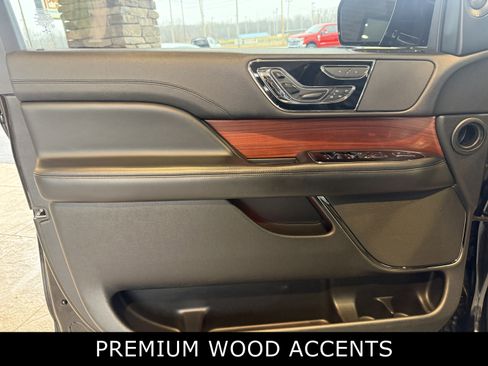 Used 2021 Lincoln Navigator Reserve image 20