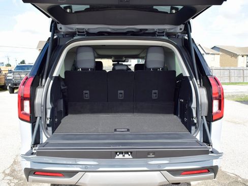 New 2025 Ford Expedition Platinum w/ Driver's Package image 22