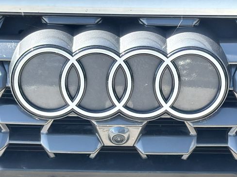 Used 2025 Audi Q5 Premium Plus w/ Premium Plus AWD/4WD image 8