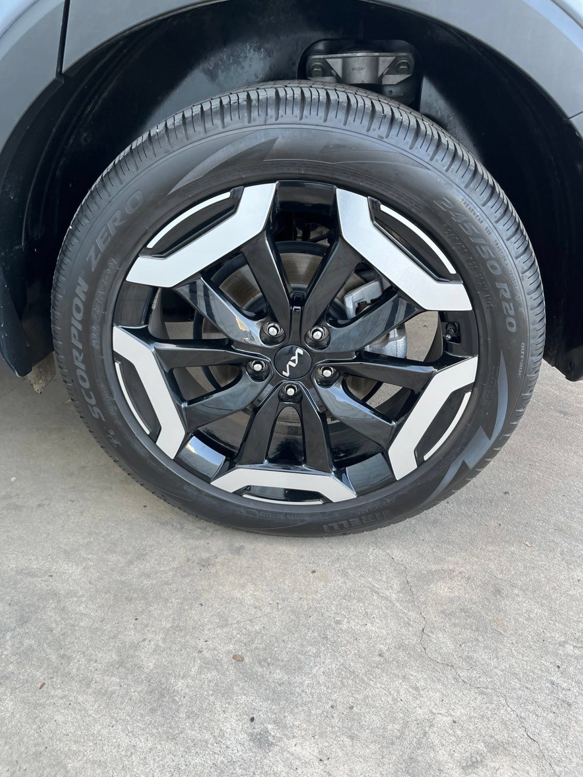 Used 2024 Kia Telluride EX w/ EX Captain's Chair Package AWD/4WD image 28
