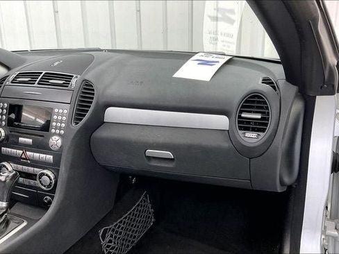Used 2005 Mercedes-Benz SLK 350 image 17