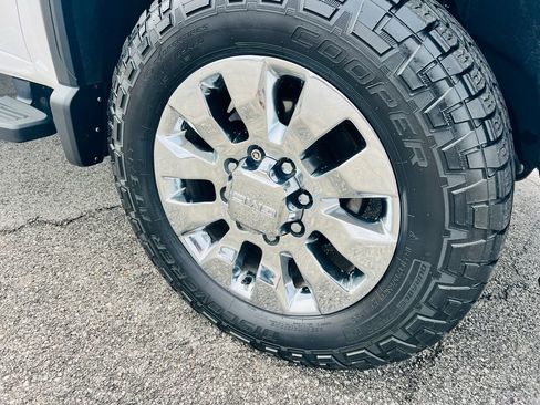 Used 2021 GMC Sierra 2500 Denali w/ Denali Ultimate Package image 21