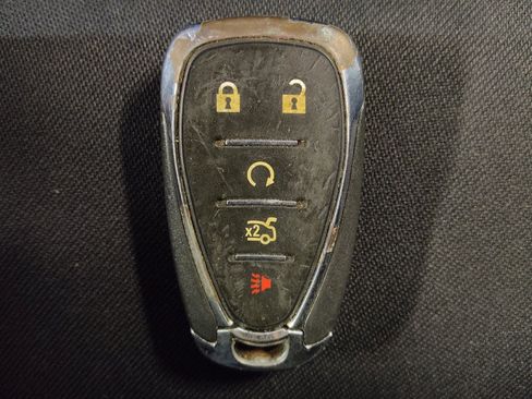 Used 2024 Chevrolet Malibu LT FWD image 32