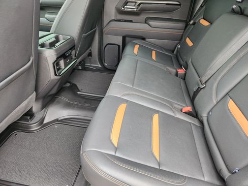 Certified 2025 GMC Sierra 1500 AT4 w/ AT4 Premium Package image 33