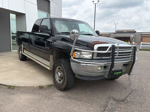 Used 1999 Dodge Ram 2500 Truck 4x4 Quad Cab image 3