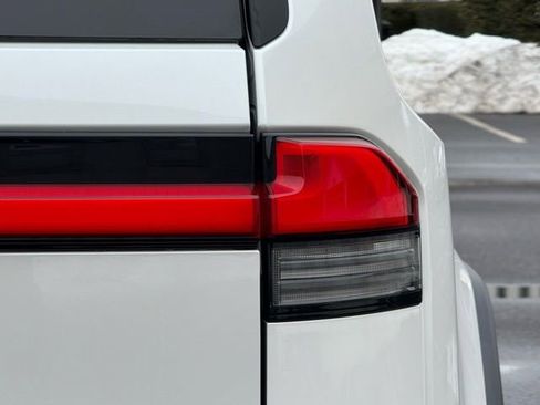 Used 2024 Lexus GX 550 image 18