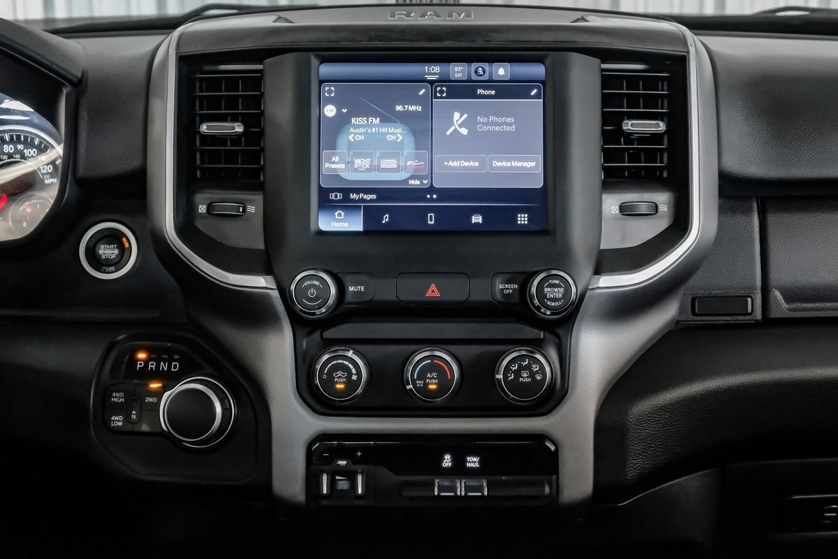 Used 2024 RAM 2500 Big Horn AWD/4WD image 22