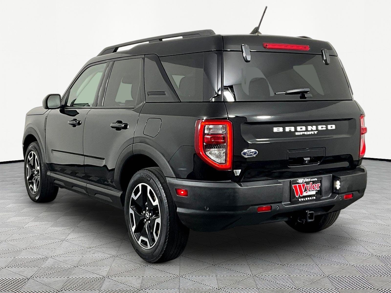 Used 2021 Ford Bronco Sport Outer Banks AWD/4WD image 4