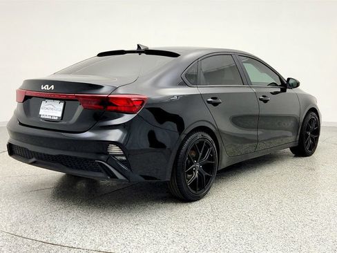 Used 2024 Kia Forte LX image 5