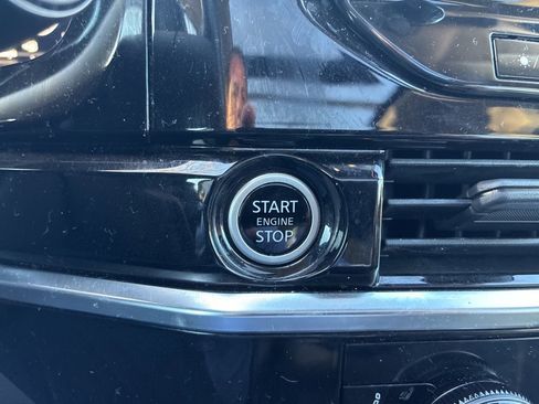 Used 2022 Nissan Pathfinder Platinum w/ Cargo Package image 13