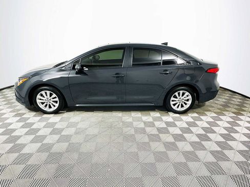 Used 2024 Toyota Corolla LE image 4