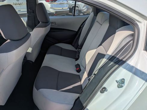 Used 2024 Toyota Corolla LE image 9