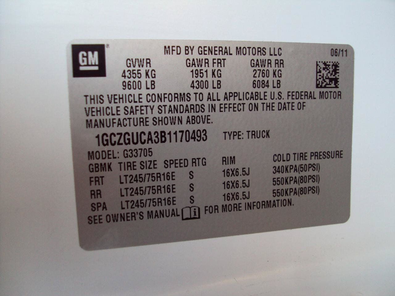 Used 2011 Chevrolet Express 3500 Extended w/ Power Package RWD image 29