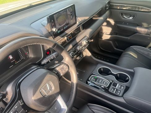 Certified 2023 Honda Pilot Elite image 17