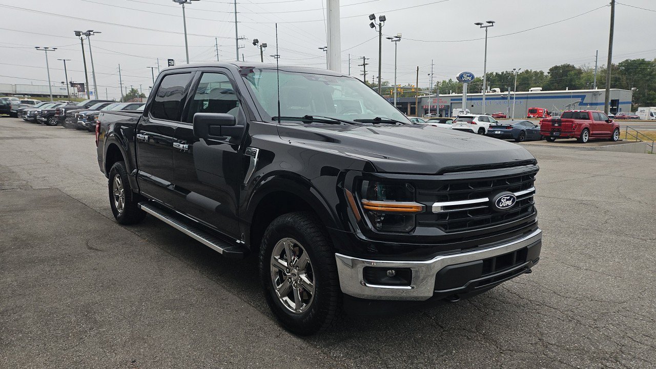 Used 2025 Ford F150 XLT w/ Equipment Group 301A Standard AWD/4WD image 6