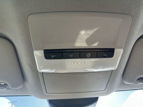 Certified 2023 Nissan Sentra SV image 18
